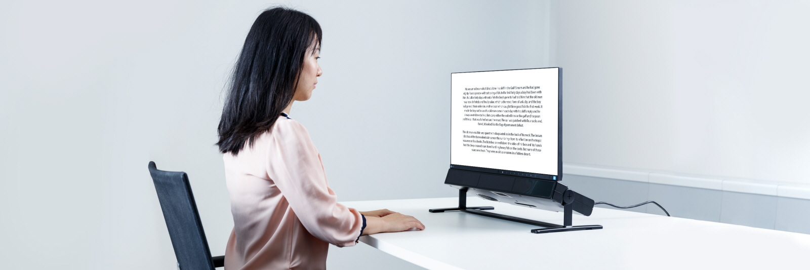 Tobii Pro Spectrum eye tracker is used for reading research